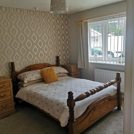 En-Suite Bedroom In A Quiet Bungalow Porthmadog Luaran gambar